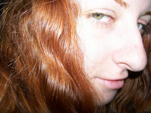 I'm smiling because I know something that you don't.
(Feb. 2009)