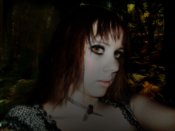 Vampy picture of me! Gawd im such a twitlight, this is the 2nd one I had done!